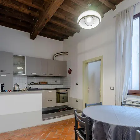 Apartament Centro Sant'ambrogio Flat