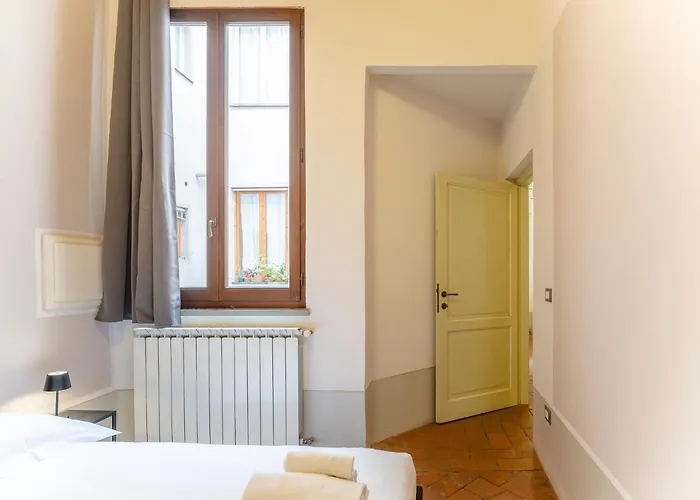 Centro Sant'ambrogio Flat Апартаменты *